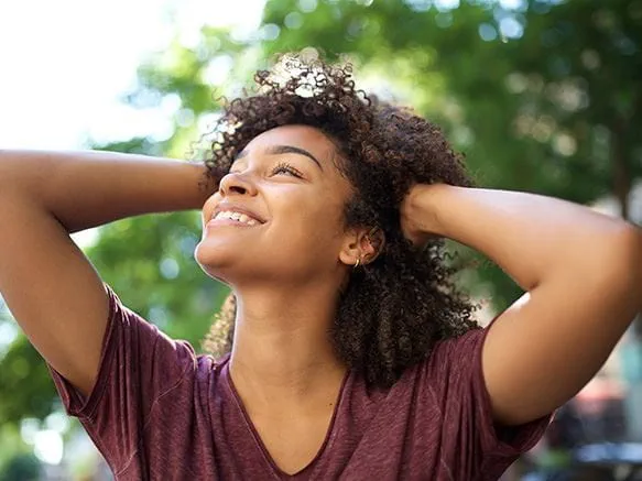 6 astuces pour sentir bon toute la journée sans une goutte de parfum