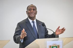 Présidentielle en Côte d’Ivoire : Alassane Ouattara officialise sa candidature