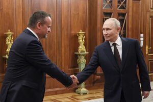 Russie : un ministre viré par Poutine retrouvé mort par balle