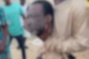 Togo : un employé décapite son supérieur et se débarrasse de la tête (images choquantes)