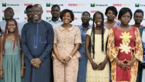 Togo / Reine des Sciences et Technologies : Orabank récompense les jeunes filles scientifiques
