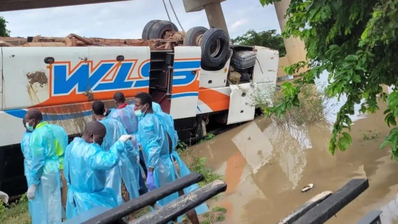 "J’ai brisé la vitre pour survivre", récits glaçants des rescapés du drame de l’Ouémé