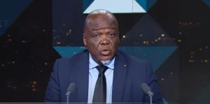 "Il n'y a pas d'interdiction de manifester au Togo", le ministre Pacôme Adjourouvi sur France 24