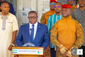 Burkina Faso : Ibrahim Traoré reçoit son homologue sierra-léonais Julius Maada Bio
