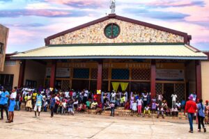 Togo : de l’excrément humain retrouvé à l'église Maria Auxiliadora de Gbényédzi