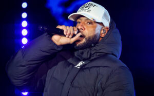 Booba placé sous contrôle judiciaire : le rappeur risque une peine de prison