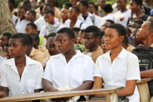 Togo : Plus de 100 000 filles recevront des kits scolaires gratuits