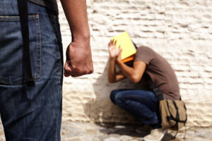 Gabon : les violences scolaires désormais passibles de prison et lourdes amendes