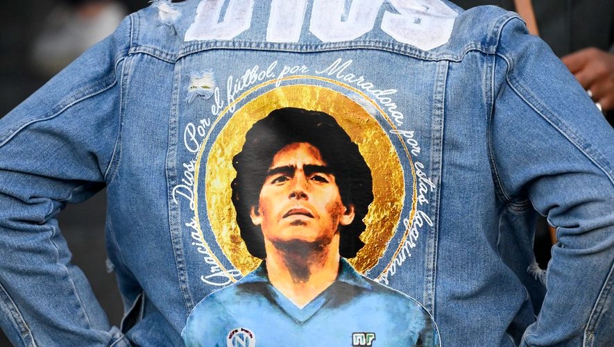Héritage de Diego Maradona : ses sœurs et son ex-avocat poursuivis en justice pour fraude
