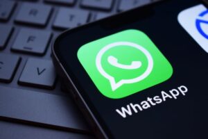 WhatsApp : ce paramètre par défaut met vos données en danger