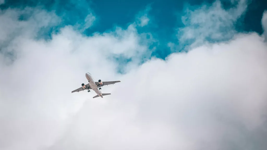 Aéroport de Lomé : un avion de ligne crée la panique en plein vol