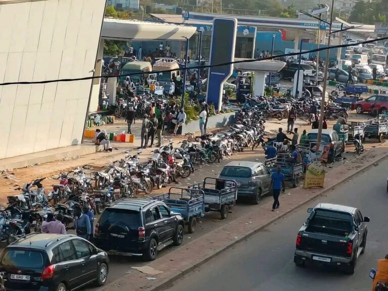 Crise au Mali : l&rsquo;Italie et l&rsquo;Allemagne évacuent à leur tour leurs ressortissants du territoire