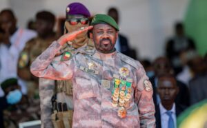 Crise au Mali : Assimi Goïta limoge trois hauts gradés de l’armée