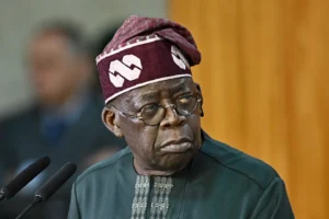 Nigeria : remaniement militaire majeur après des rumeurs de coup d'État