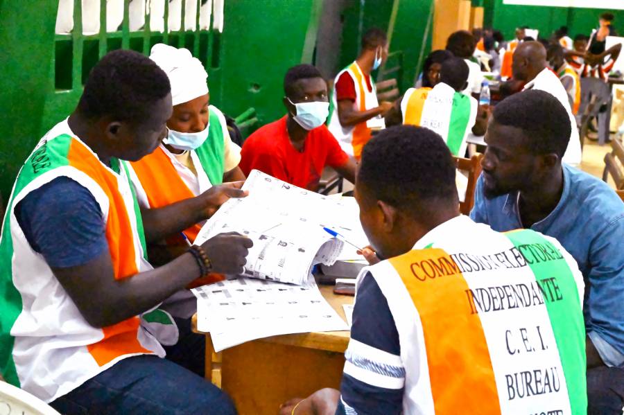 Côte d'Ivoire : Jour de vote, le pays placé sous haute surveillance pour la présidentielle