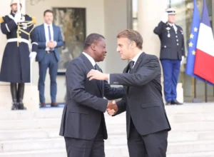 À l'Élysée, les présidents Gnassingbé et Macron scellent un partenariat renouvelé
