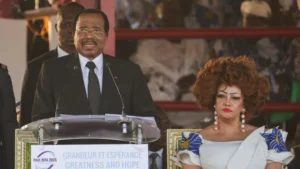 Présidentielle au Cameroun : rare apparition de Paul Biya pour sa campagne
