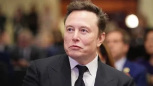 Elon Musk devient le premier milliardaire de l'histoire à réaliser cet exploit