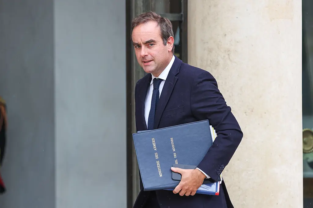 France : 4 jours après sa démission, Sébastien Lecornu renommé Premier ministre 