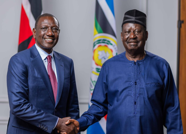 Décès de Raila Odinga : le président William Ruto décrète sept jours de deuil national