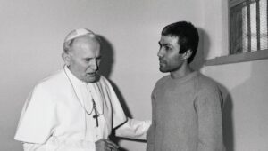 Turquie : l’agresseur de Jean-Paul II éloigné avant l’arrivée du pape Léon XIV