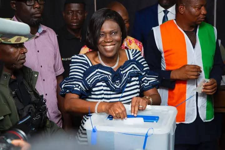 Législatives en Côte d'Ivoire : Simone Gbagbo interpelle la CEI