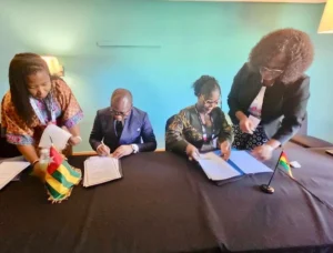 Le Togo et le Ghana signent un nouvel accord aérien