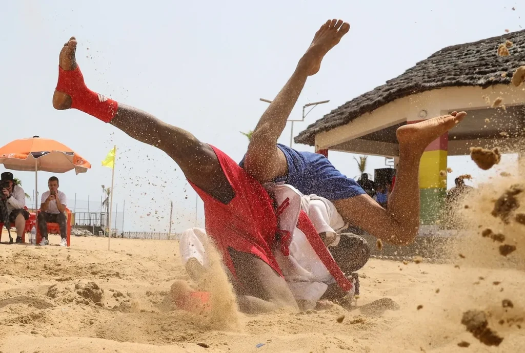Le Togo organise son tout premier championnat national de Sambo Beach