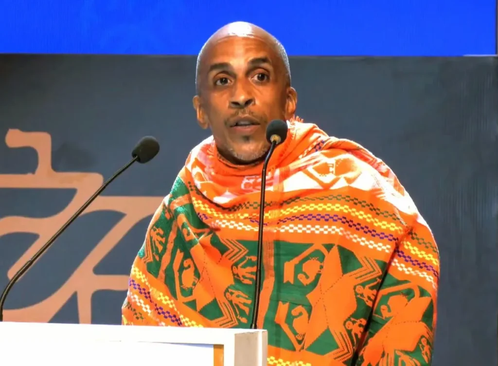 9ème Congrès panafricain à Lomé : un activiste demande la libération des prisonniers politiques