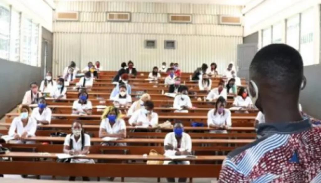 Examens de fin de semestre à l’Université de Lomé : le calendrier officiel