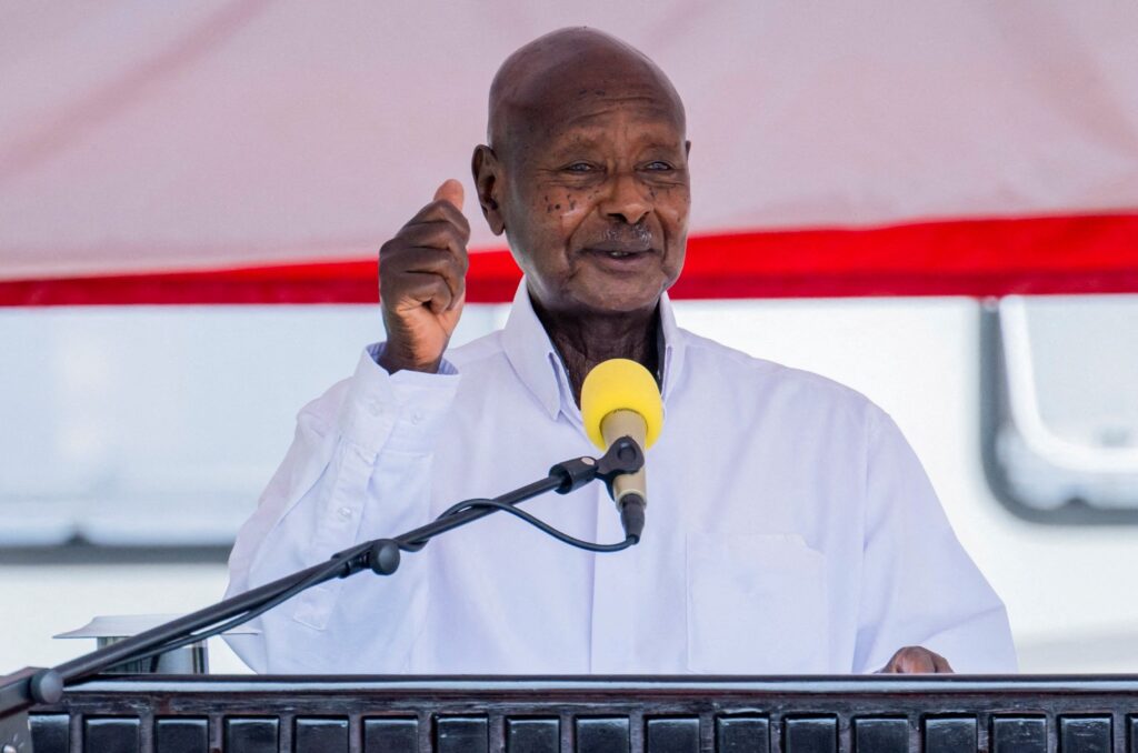 Ouganda : Yoweri Museveni brigue un nouveau mandat après 40 ans au pouvoir