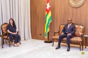 Protection de l’enfant : Komi Selom Klassou reçoit la Directrice de Plan International