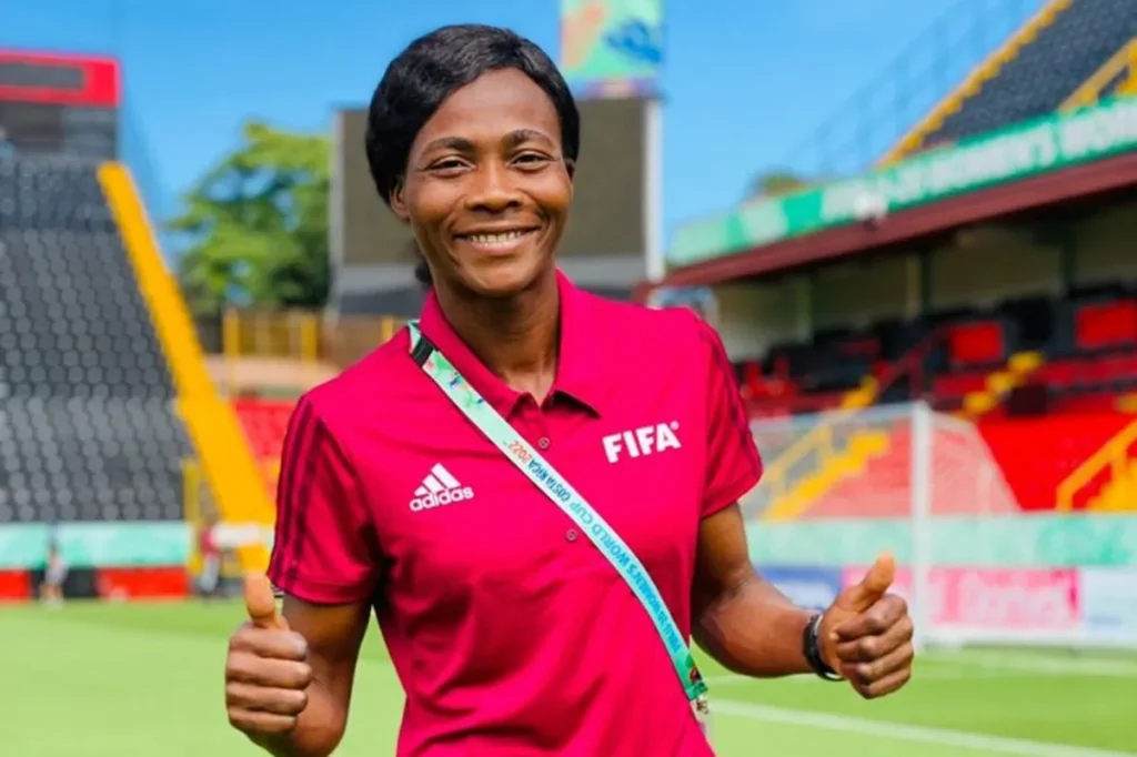 Vicentia Amédomé : l’arbitre togolaise en route pour la Coupe du Monde 2026