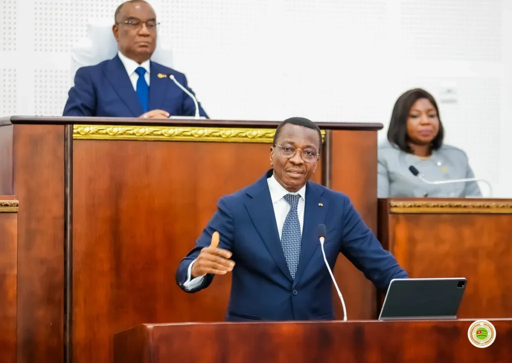 Pénurie d'eau au Togo : le ministre Adédzé dévoile les raisons de la crise plusieurs régions