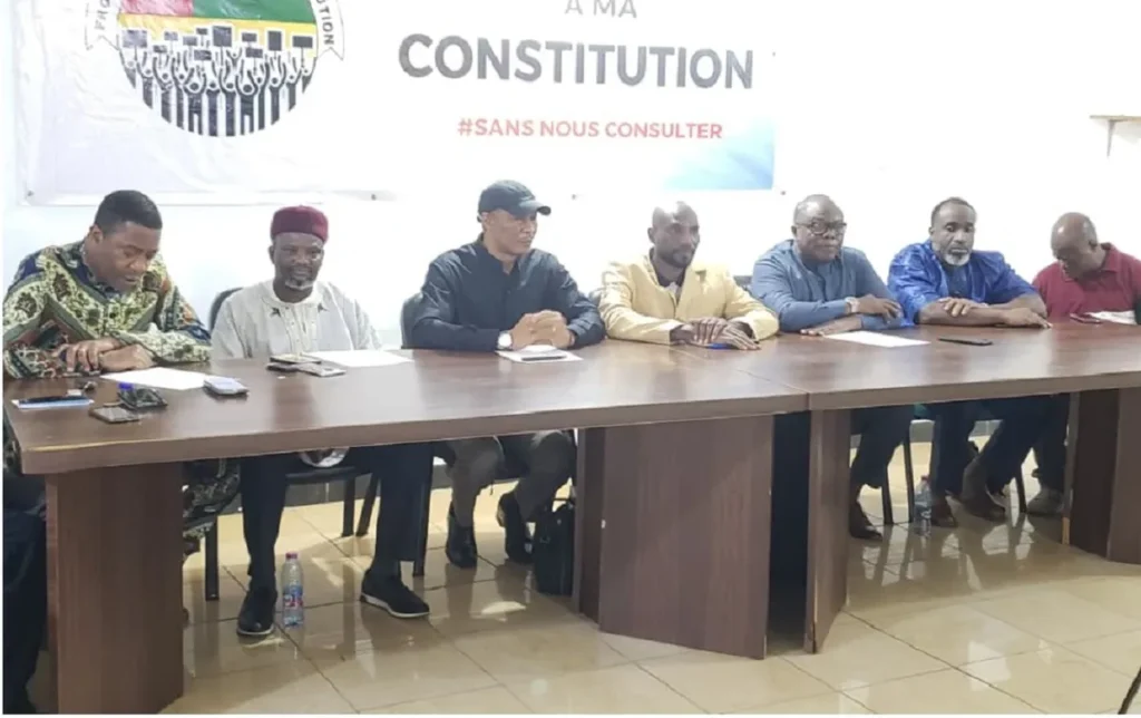 Libération des détenus : Opposition