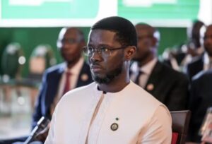 Sénégal : les voitures des députés relancent les critiques sur les dépenses publiques