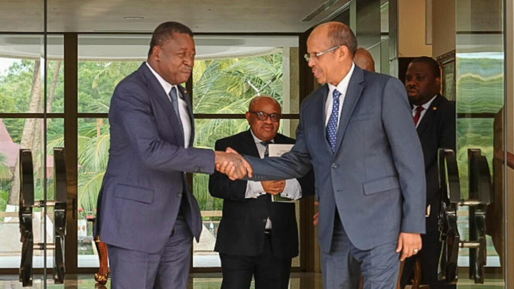 Togo : Faure Gnassingbé reçoit le président de la Commission de l’Union africaine