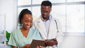 Tenues pour identifier le personnel établissements de santé