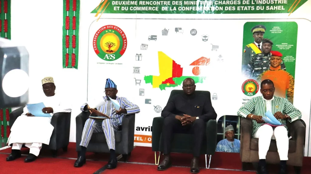 AES : les ministres du Sahel réunis à Ouagadougou