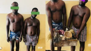 Togo : la police interpelle deux voleurs pour un cambriolage à Adamavoa