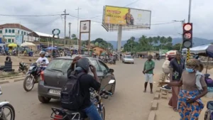 Sécurité routière : le MMLK alerte sur la "boucherie" aux abords des écoles, hôpitaux et marchés