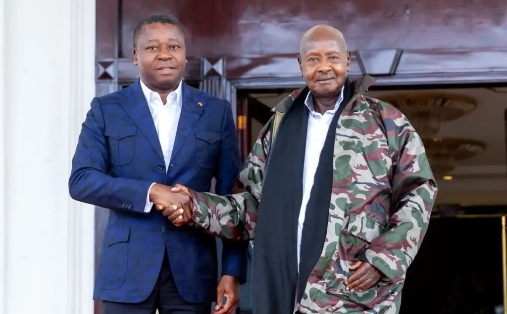 Médiation dans les Grands Lacs : Faure Gnassingbé consulte l'influent président ougandais Museveni