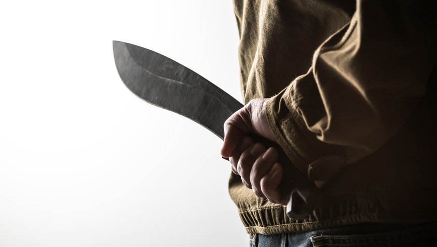 Dapaong : une femme attaque son beau-père à la machette pour 1 000 FCFA