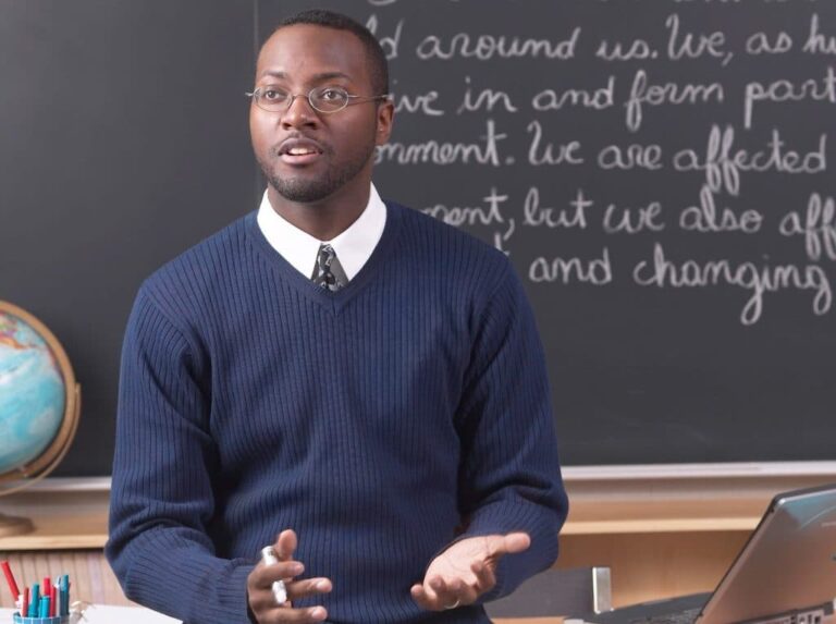 Togo : Un cabinet recrute trois (03) conseillers en éducation et formation