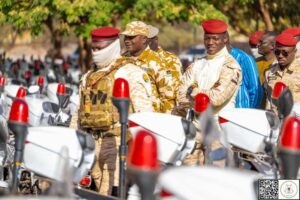 Burkina Faso : Ibrahim Traoré dote la police de 2 000 motos