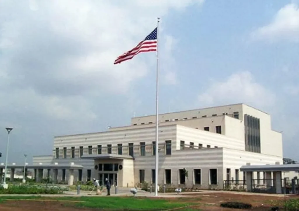 L'ambassade des États-Unis au Togo réduite au silence