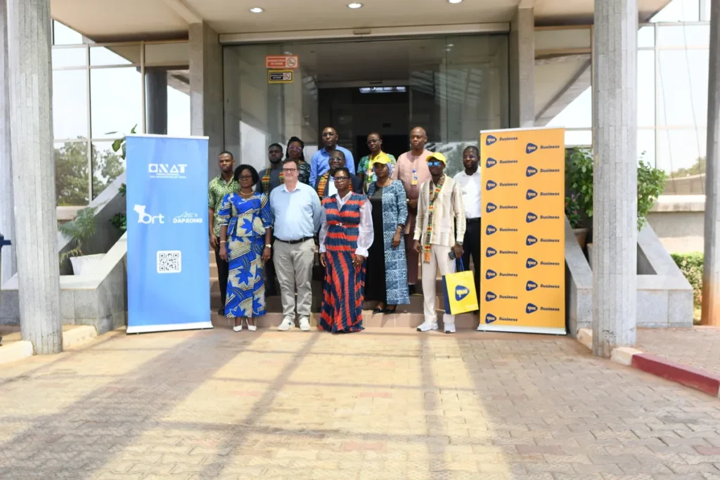 DSC 6952.JPG 1 11zon