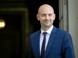 Togo : le chef de la diplomatie française attendu à Lomé