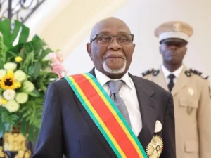 Pourquoi Savi de Tové a-t-il été décoré par Faure Gnassingbé ?