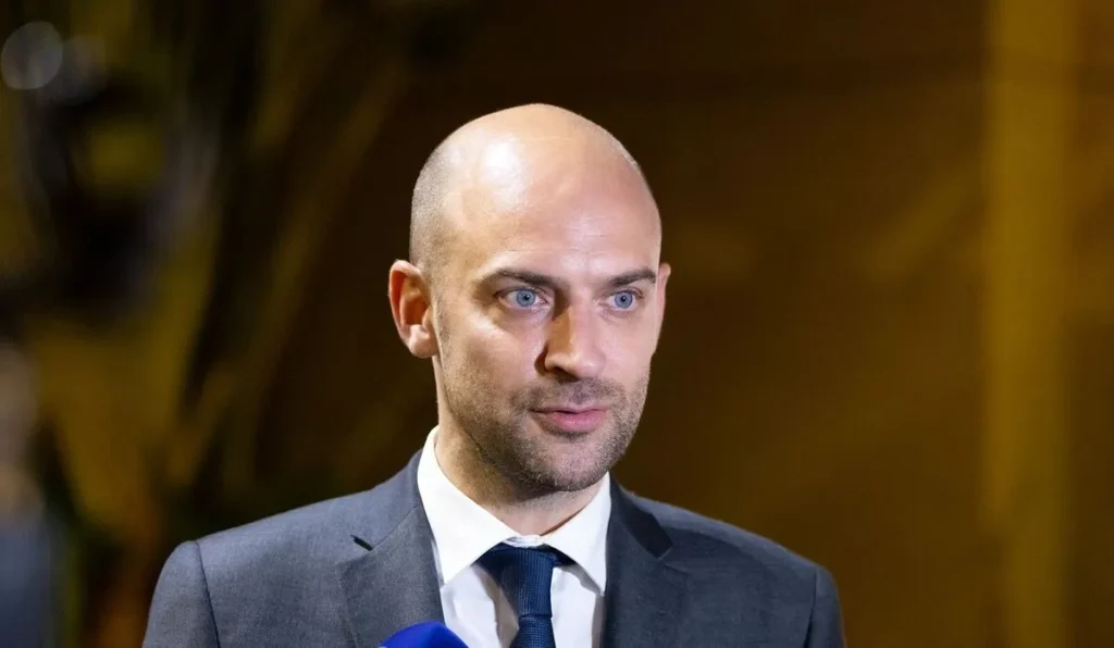 CHU Lomé Campus : Jean-Noël Barrot inaugure la première phase de rénovation